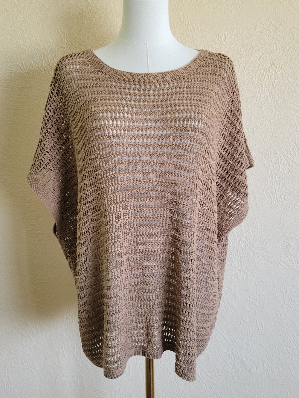 Max Studio | Tan Knit Batwing Sleeve Top